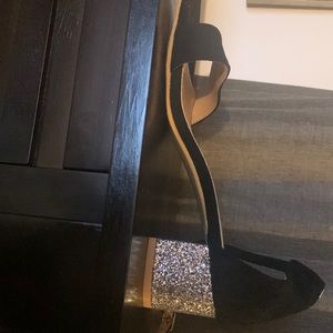 Nice Sparkling Diamond Heels